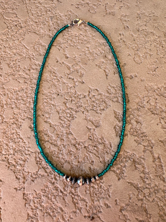 Spotted Cow Pearl Choker - green and teal