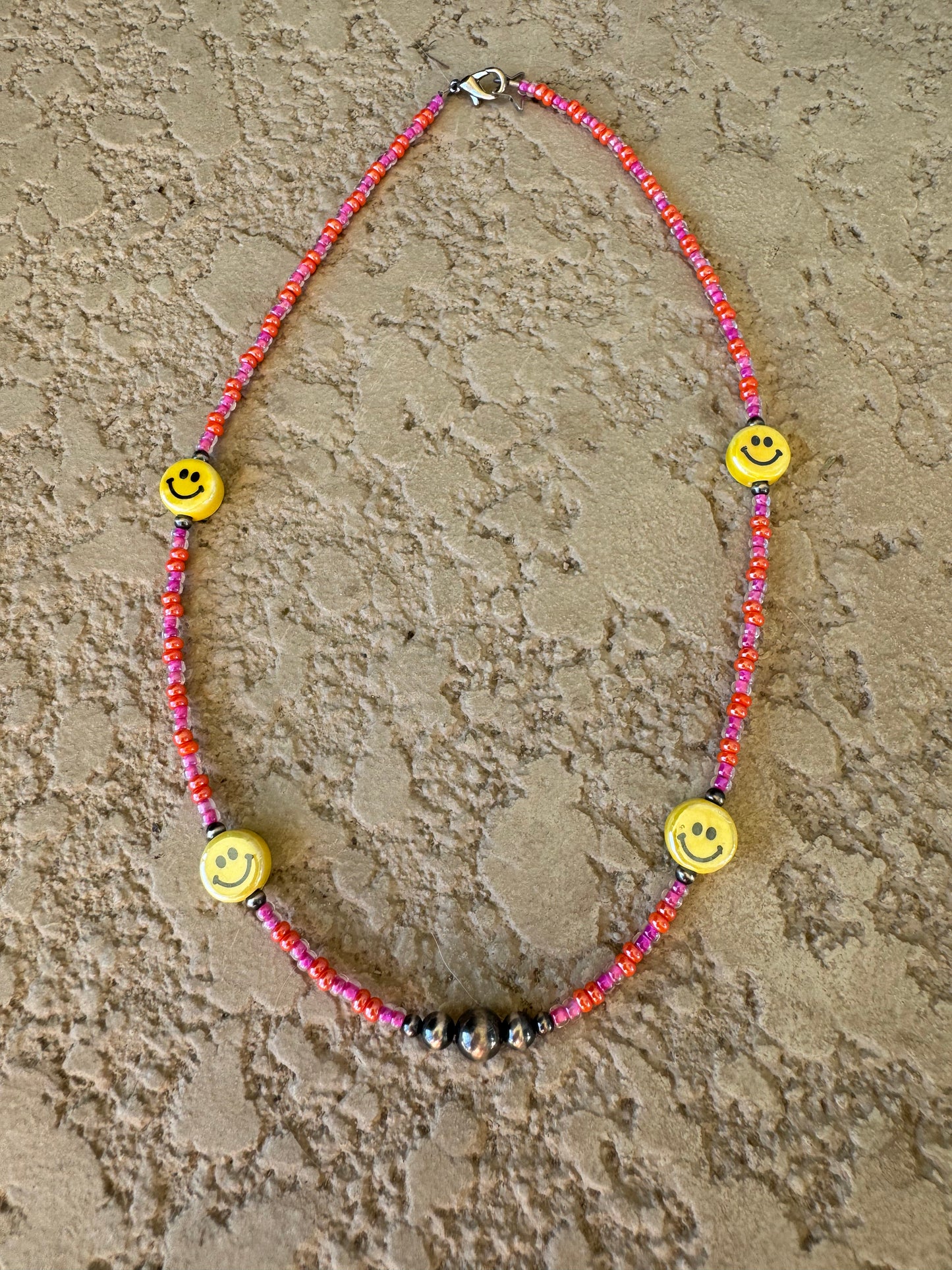 Spotted Cow Happy Gal Pearl Choker - pink and orange